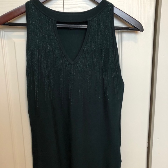 Le Chateau Sleeveless Top with metallic detail - Picture 4 of 6